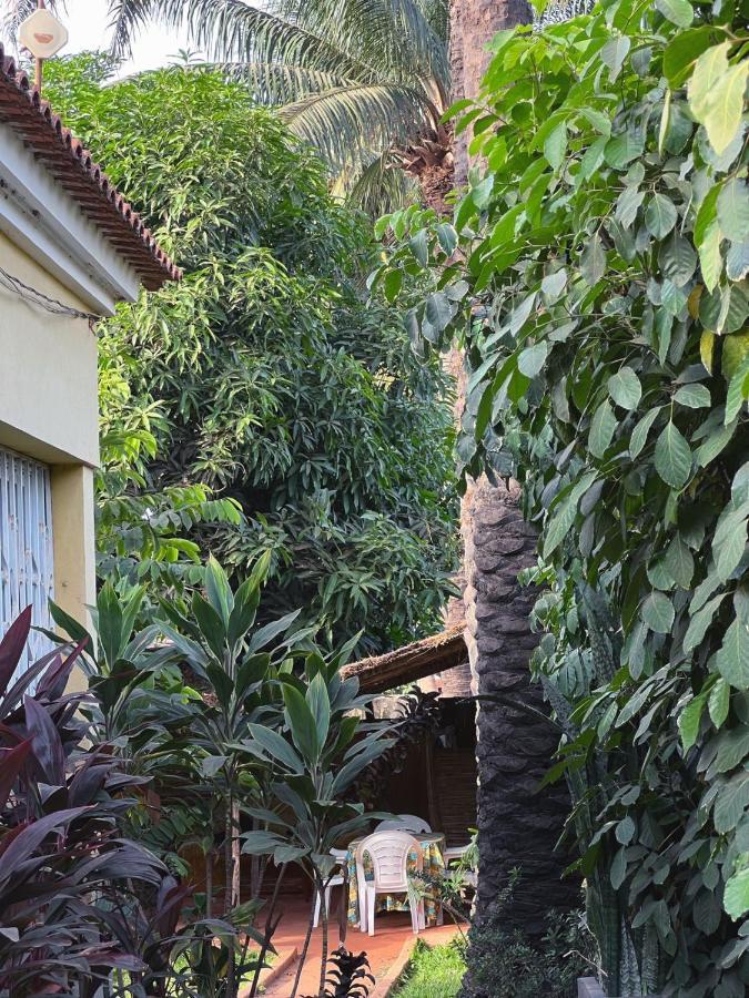 Casa Cacheu Homestay Guest House Bissau Esterno foto