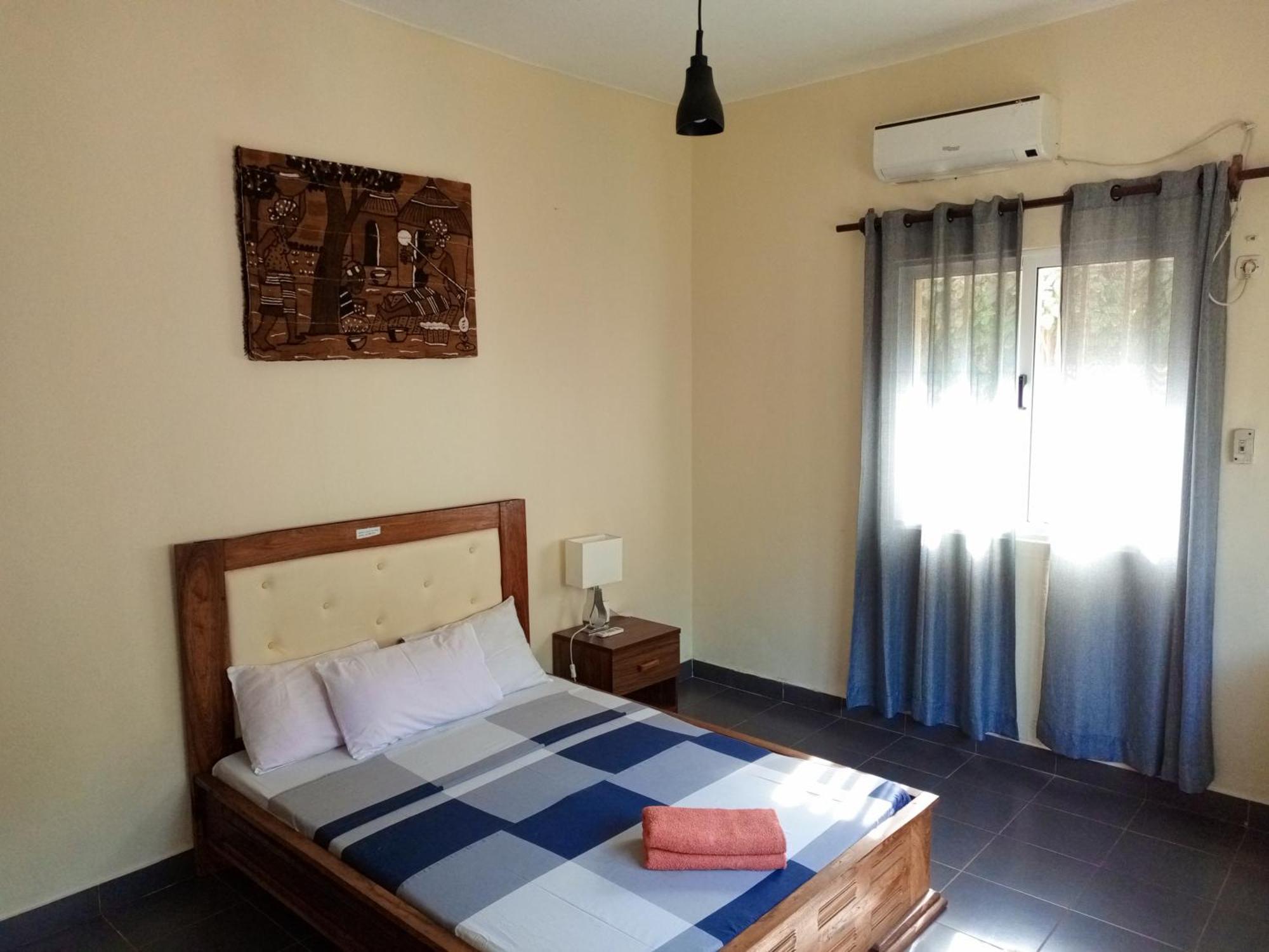 Casa Cacheu Homestay Guest House Bissau Esterno foto