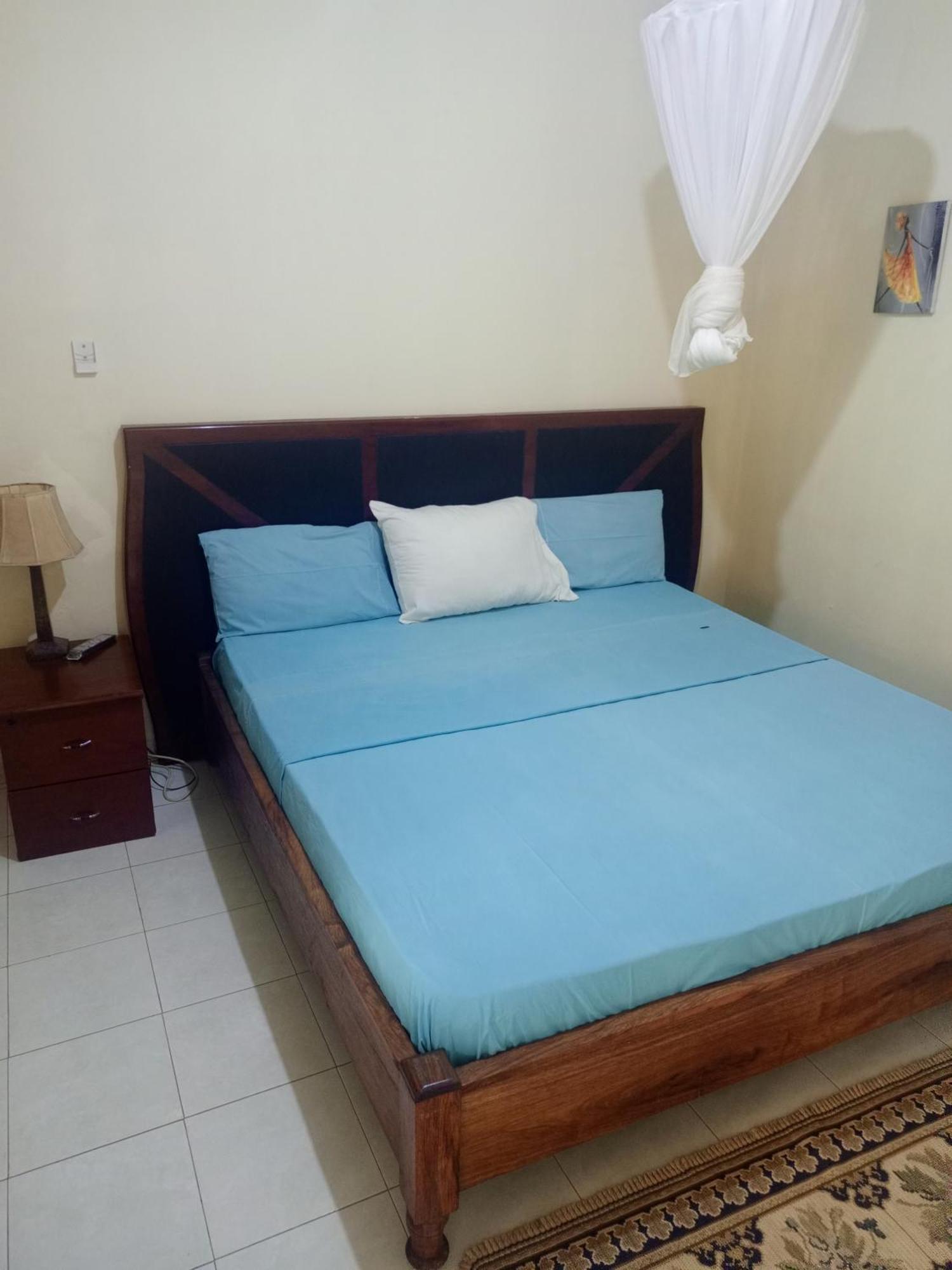Casa Cacheu Homestay Guest House Bissau Esterno foto